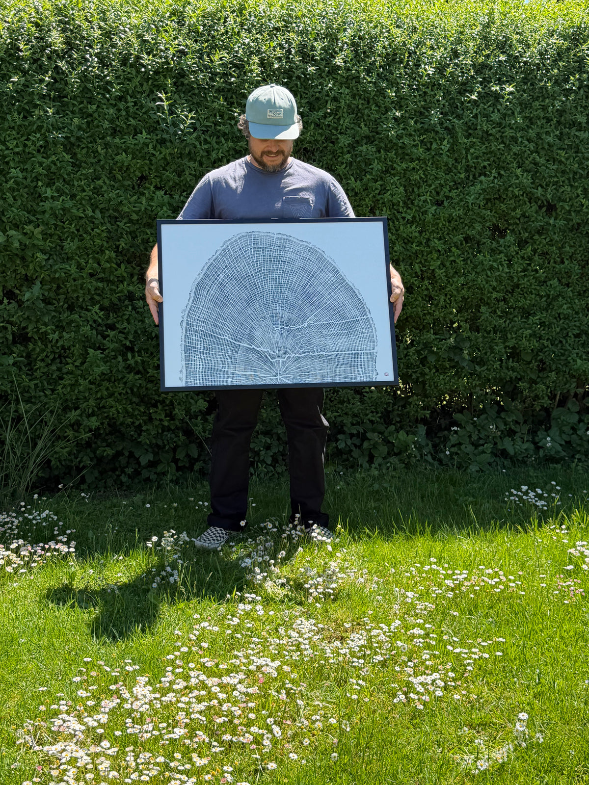 GrilloWoodPrint aus Eichenholz, handgedruckt mit einer schwarzen Relief-Ink-Mischung auf hochwertigem Papier.