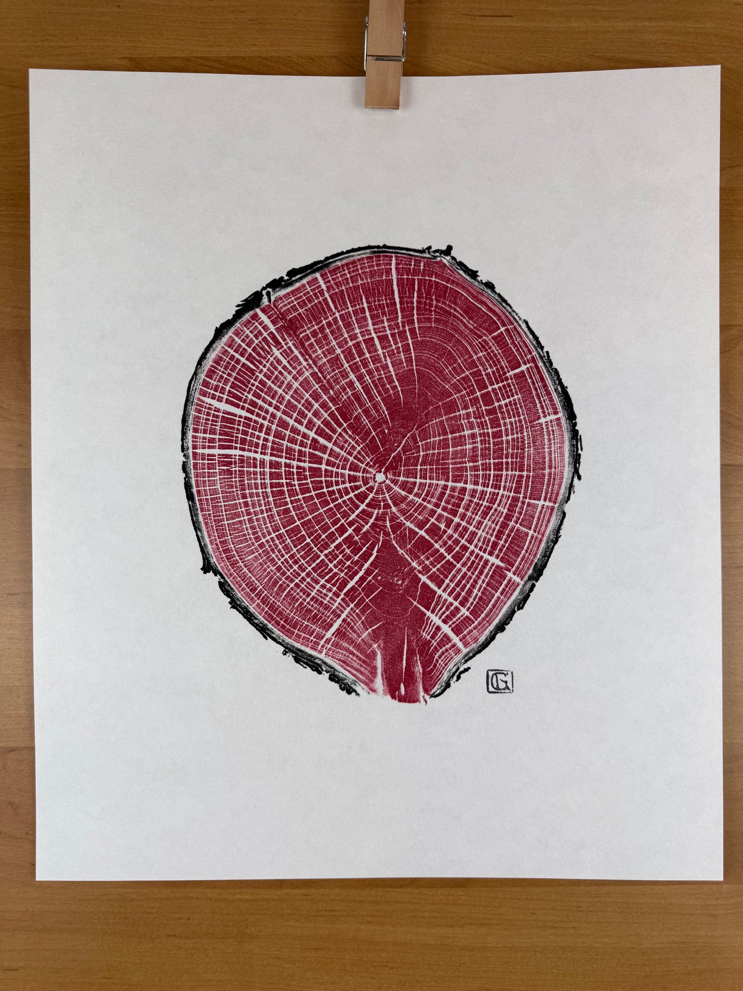 GrilloWoodPrint aus Kirschholz, handgedruckt mit einer rot schwarzen relief ink Mischung.