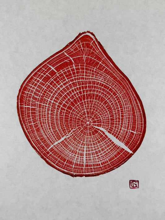 Red raindrop GrilloWoodPrint aus Kirschholz, handgedruckt mit einer rot orangen Relief-Ink-Mischung auf hochwertigem Papier.